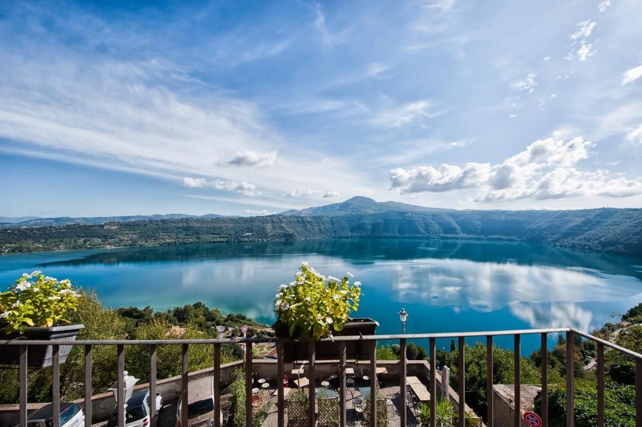 Atlantis Inn Castelgandolfo Castel Gandolfo Bagian luar foto