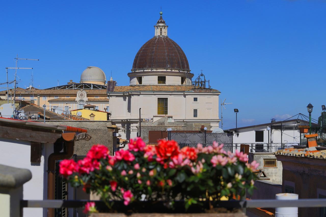 Atlantis Inn Castelgandolfo Castel Gandolfo Bagian luar foto